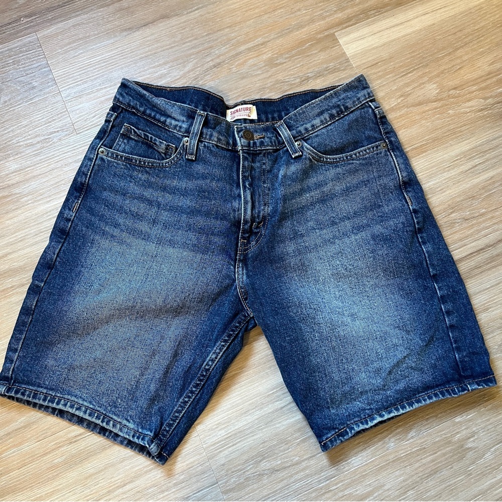 Levi Strauss Signature Denim Shorts W28 Medium Wash Classic 5 Pocket jorts Jean